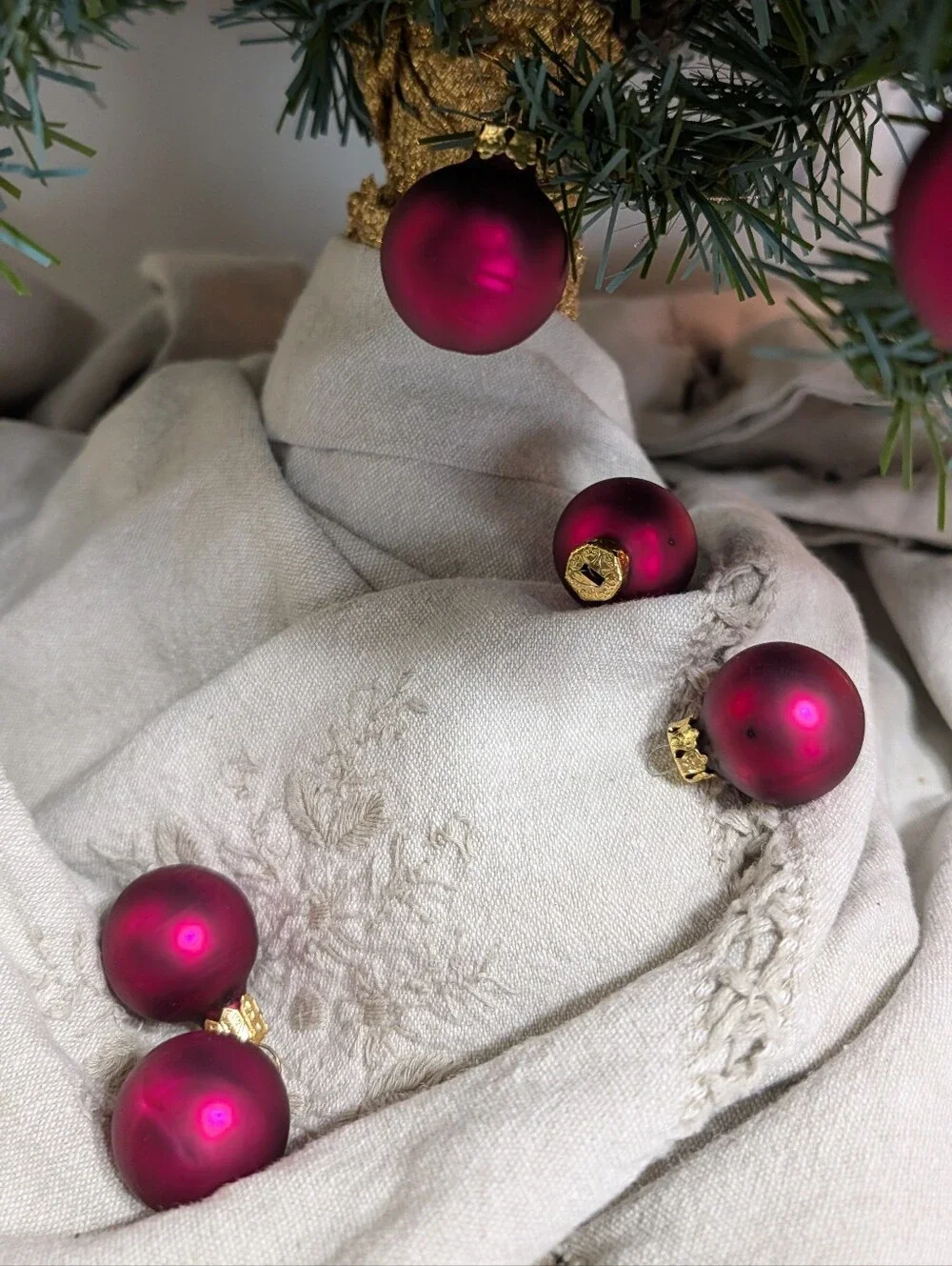 Mini 1 Inch Glass Ornaments Lot Of 18 Wineberry Red Satin Finish Gold Christmas